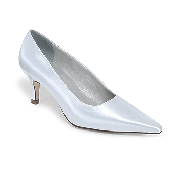 Bridal White Dyeable low heel pumps with pointed toe for weddings