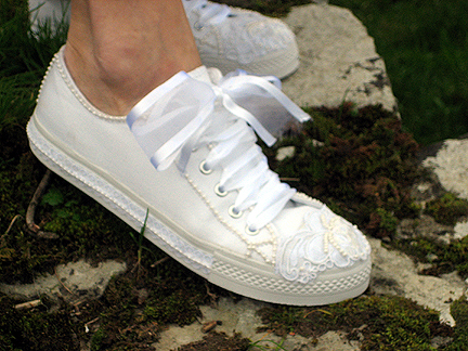 White Bridazl Tennis Shoes